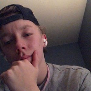 Meet your Posher, Chase